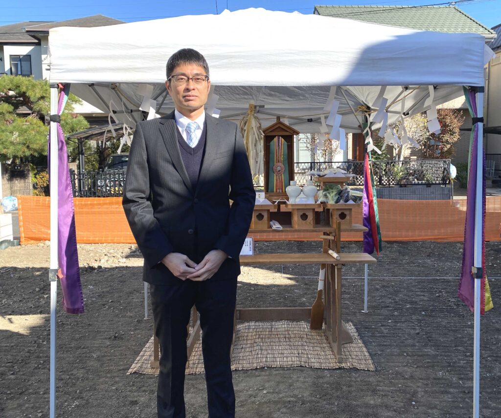 地鎮祭に臨む店長